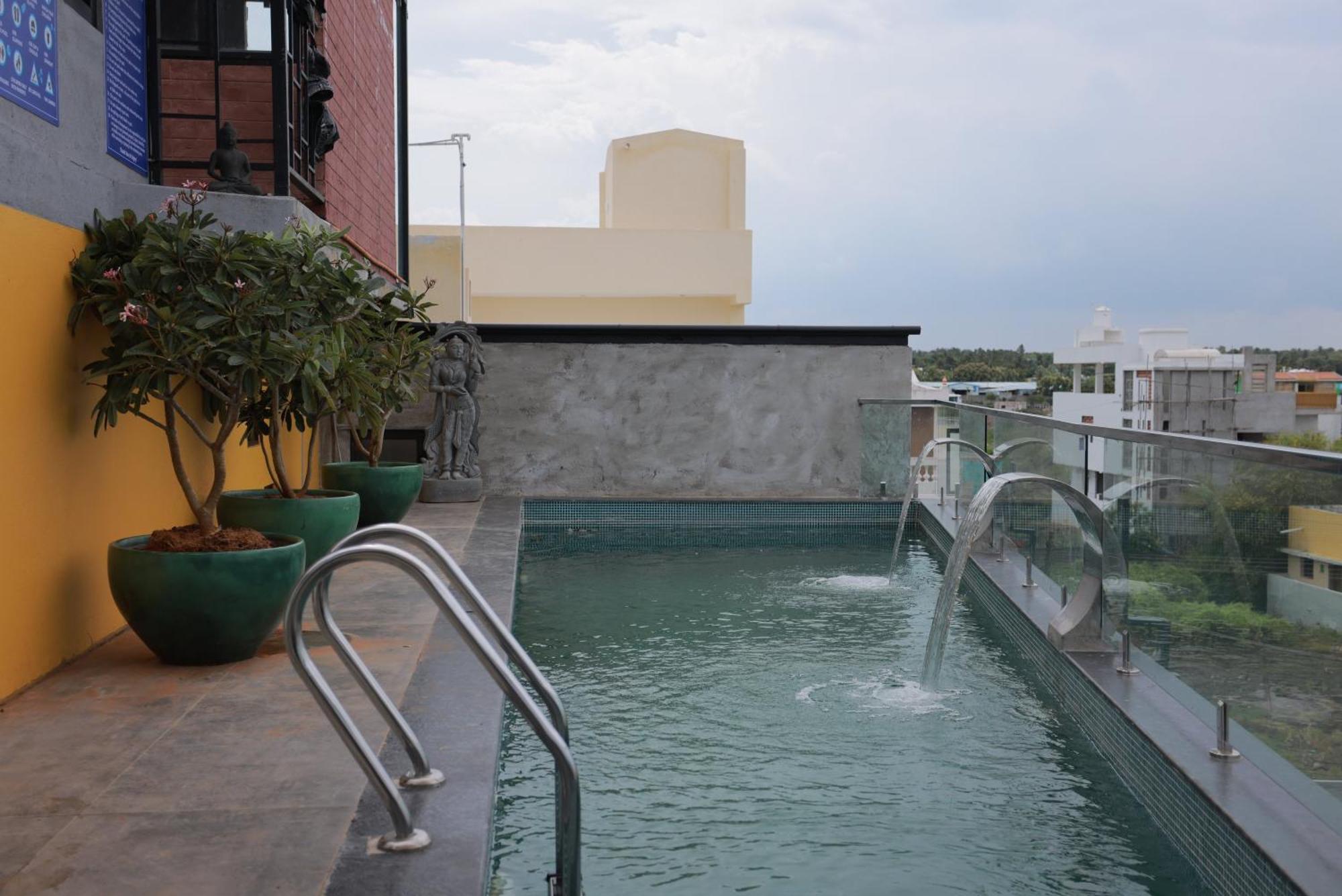 Villa Ecotiva Pondicherry Bagian luar foto