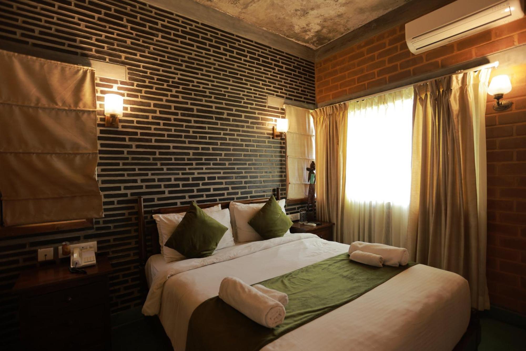 Villa Ecotiva Pondicherry Bagian luar foto